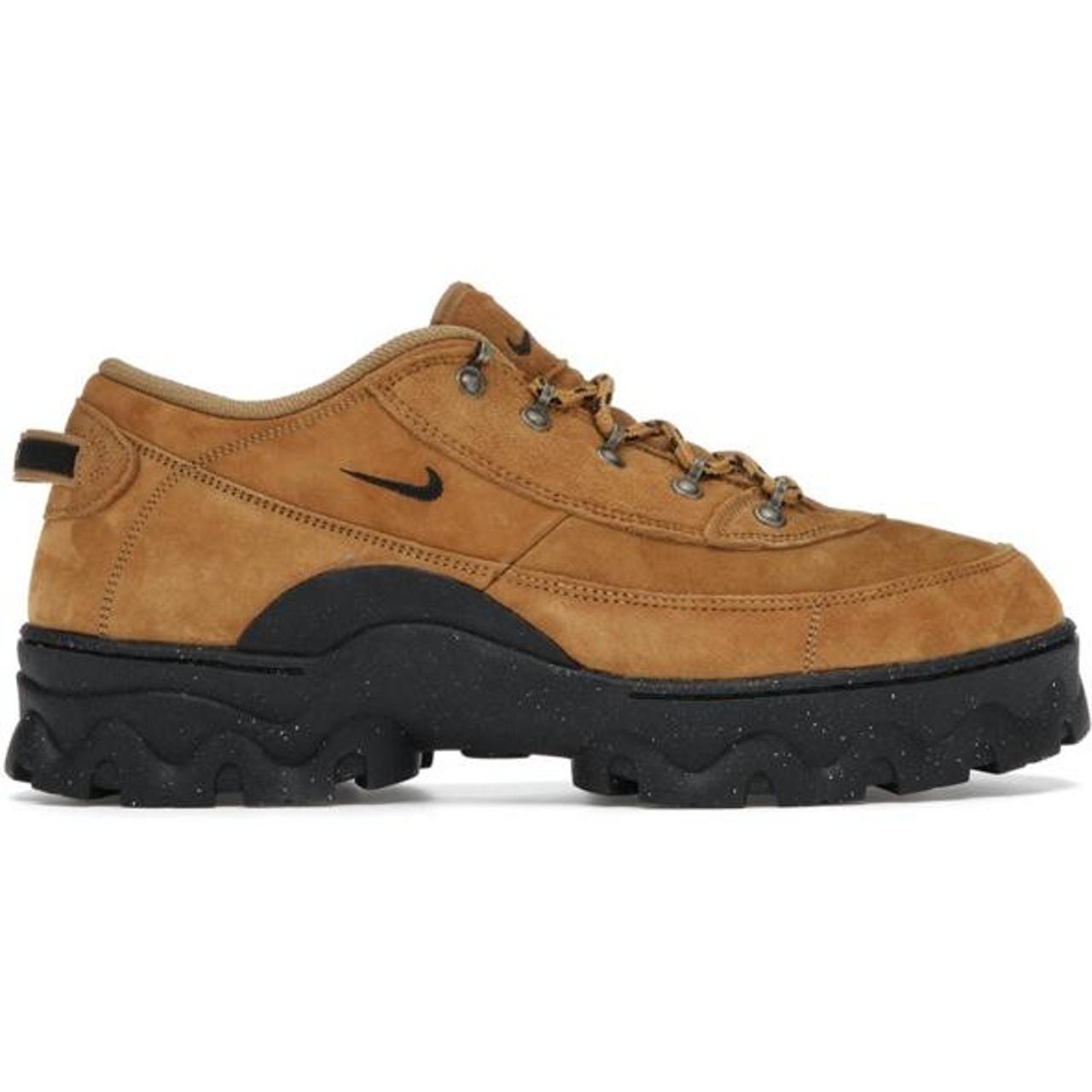 mens nike lahar low