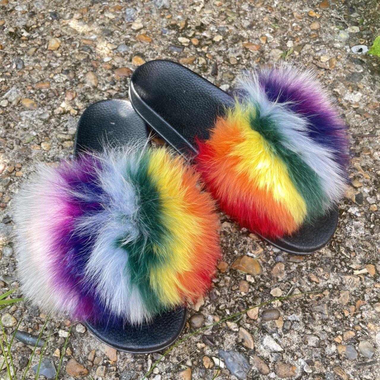 Fluffy sliders size 4 hot sale