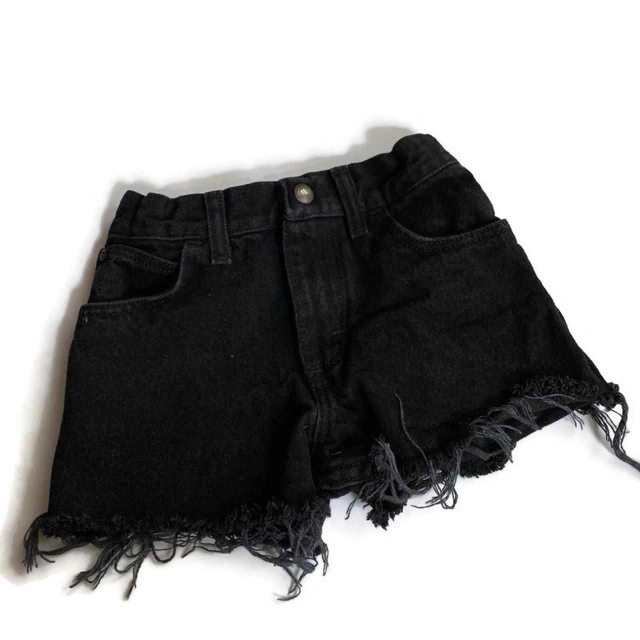 Wrangler Women's Black Shorts (2)
