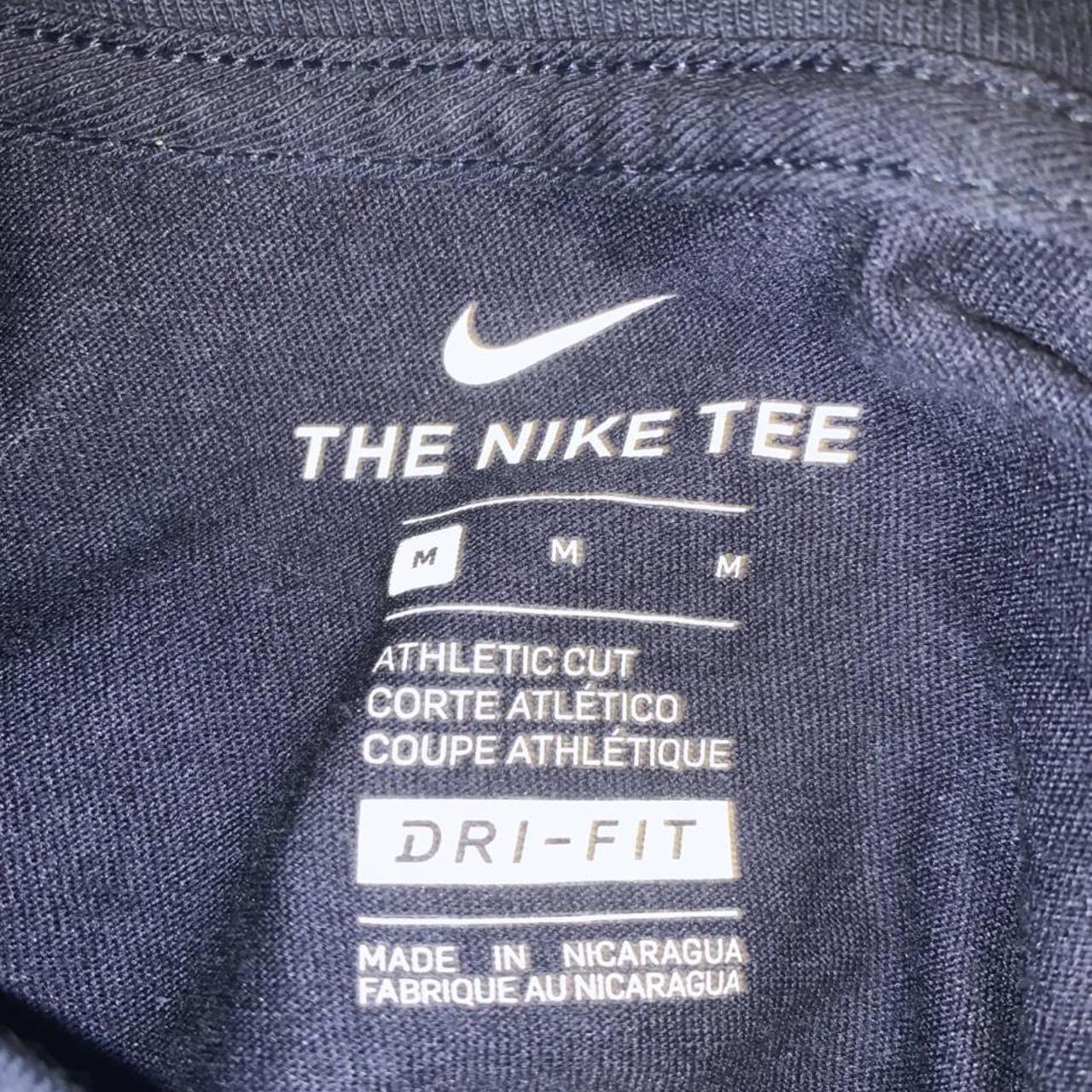 the nike tee athletic cut corte atletico