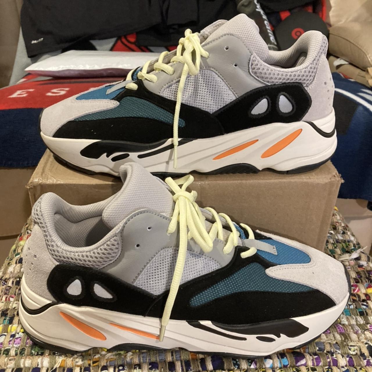 yeezy 700 wave runner size 10.5