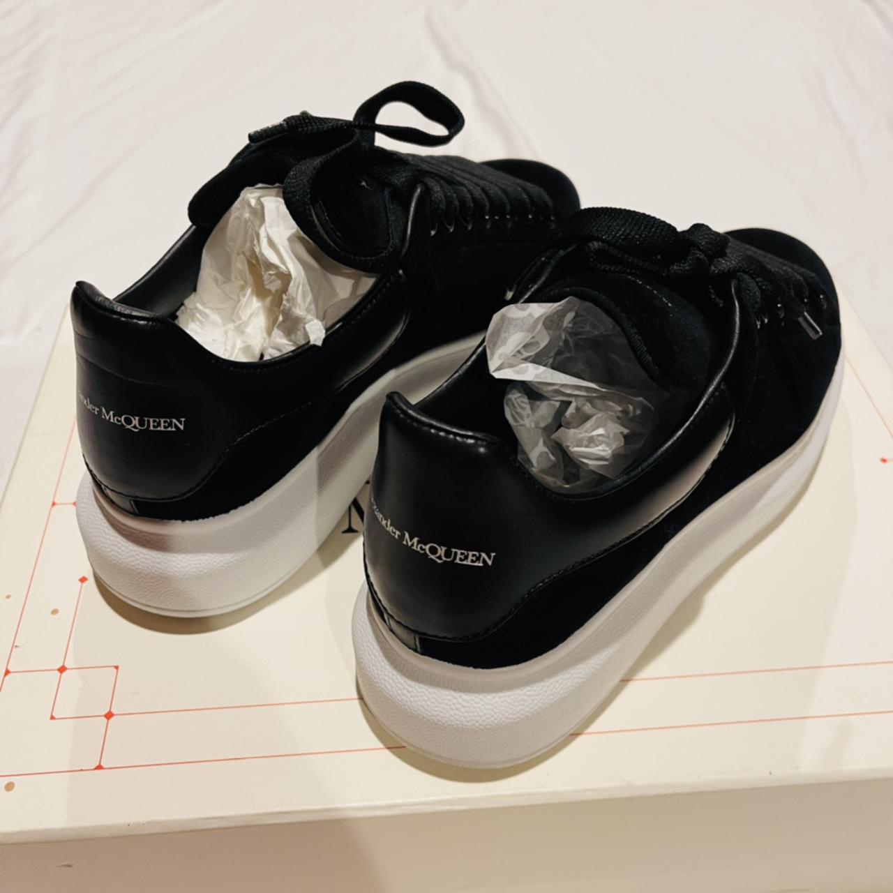 Alexander McQueen Black Velvet Oversized Sneakers | Lyst