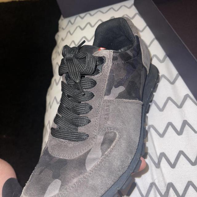 prada runners camo blue