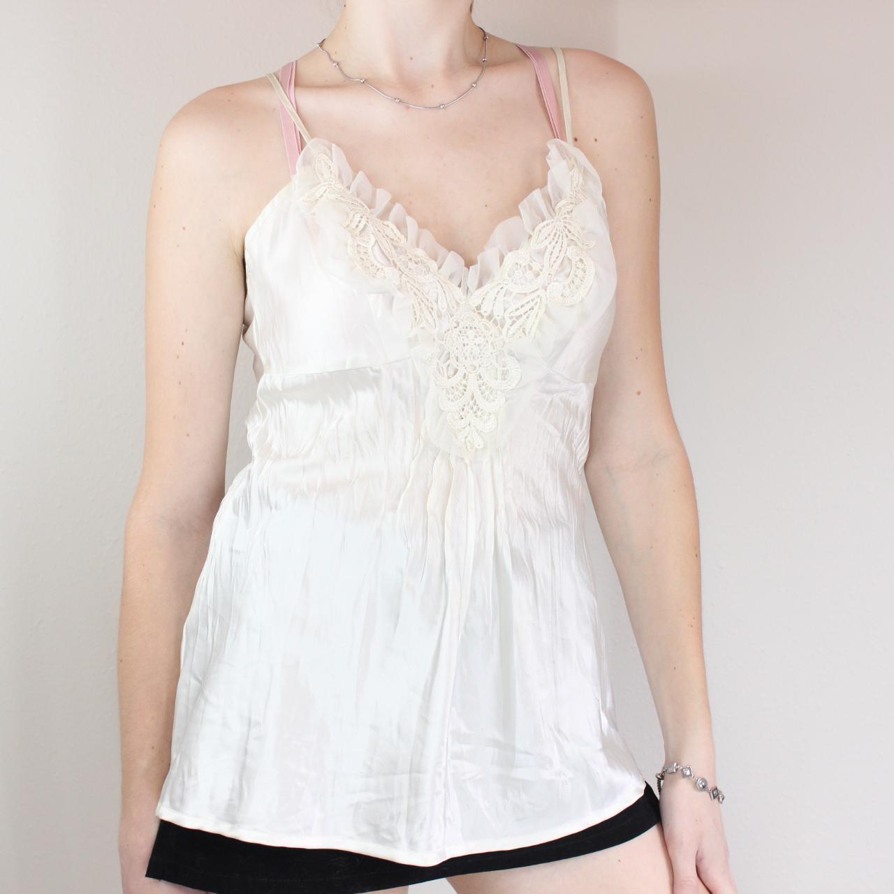 Papaya Women's White Blouse Depop