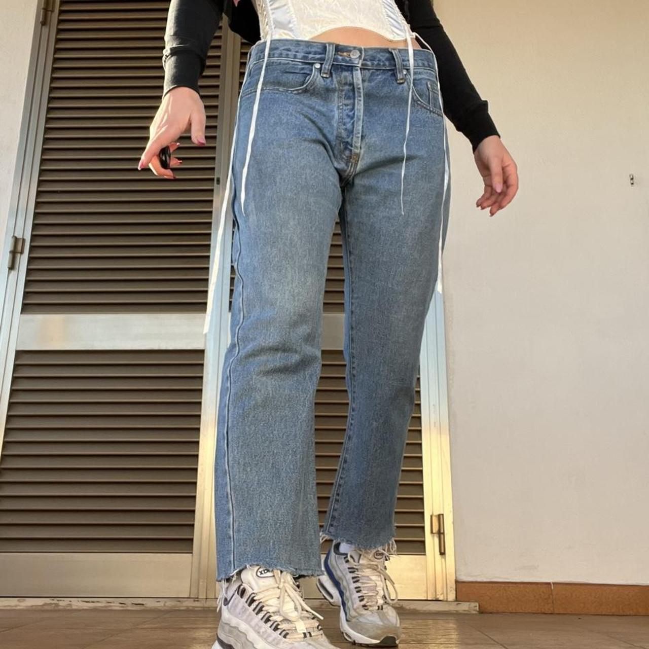 / Lovely vintage 90s jeans, size 44 (M) with visible... - Depop