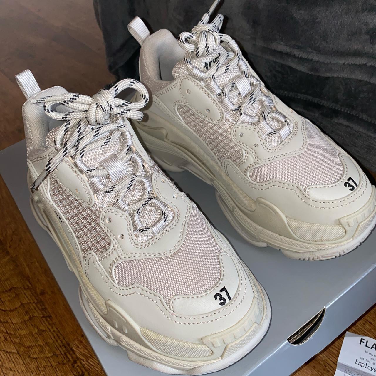 balenciaga trainers size 37