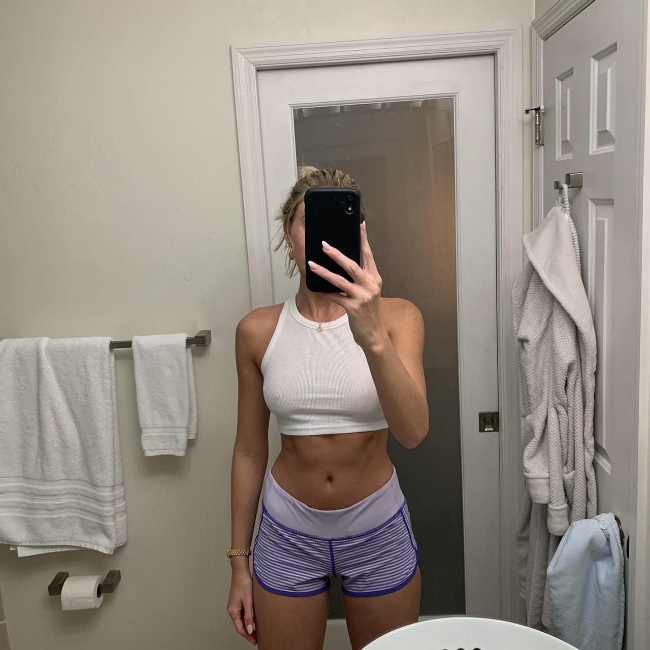 lululemon speed up low rise lined short in 2.5 and - Depop