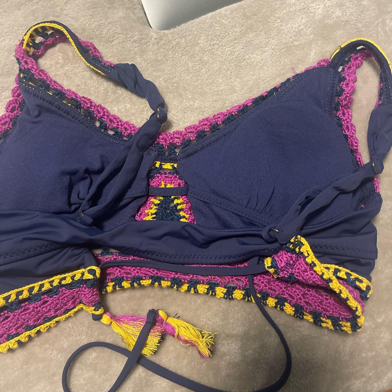 BECCA Women's Navy and Yellow (2)