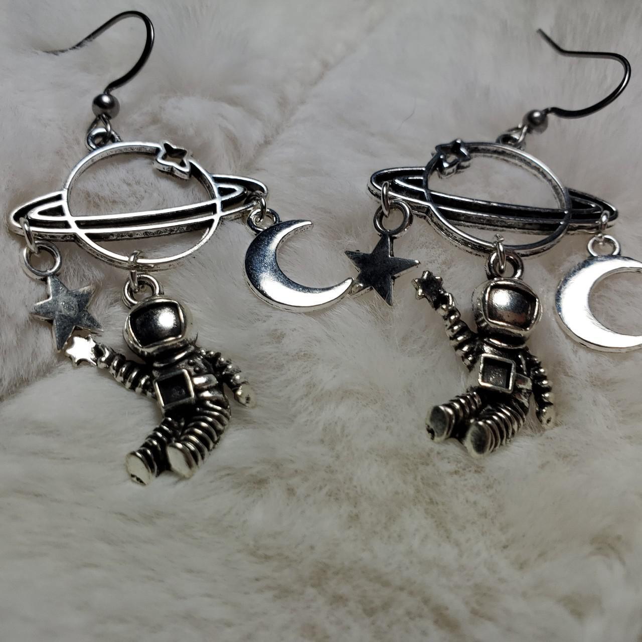 Product Image 3 - Space and astronaut themed earrings.