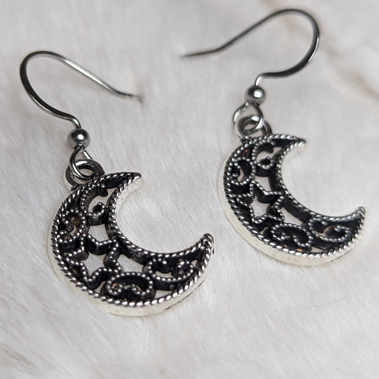 Product Image 2 - Crescent moon earrings 🌙
These
