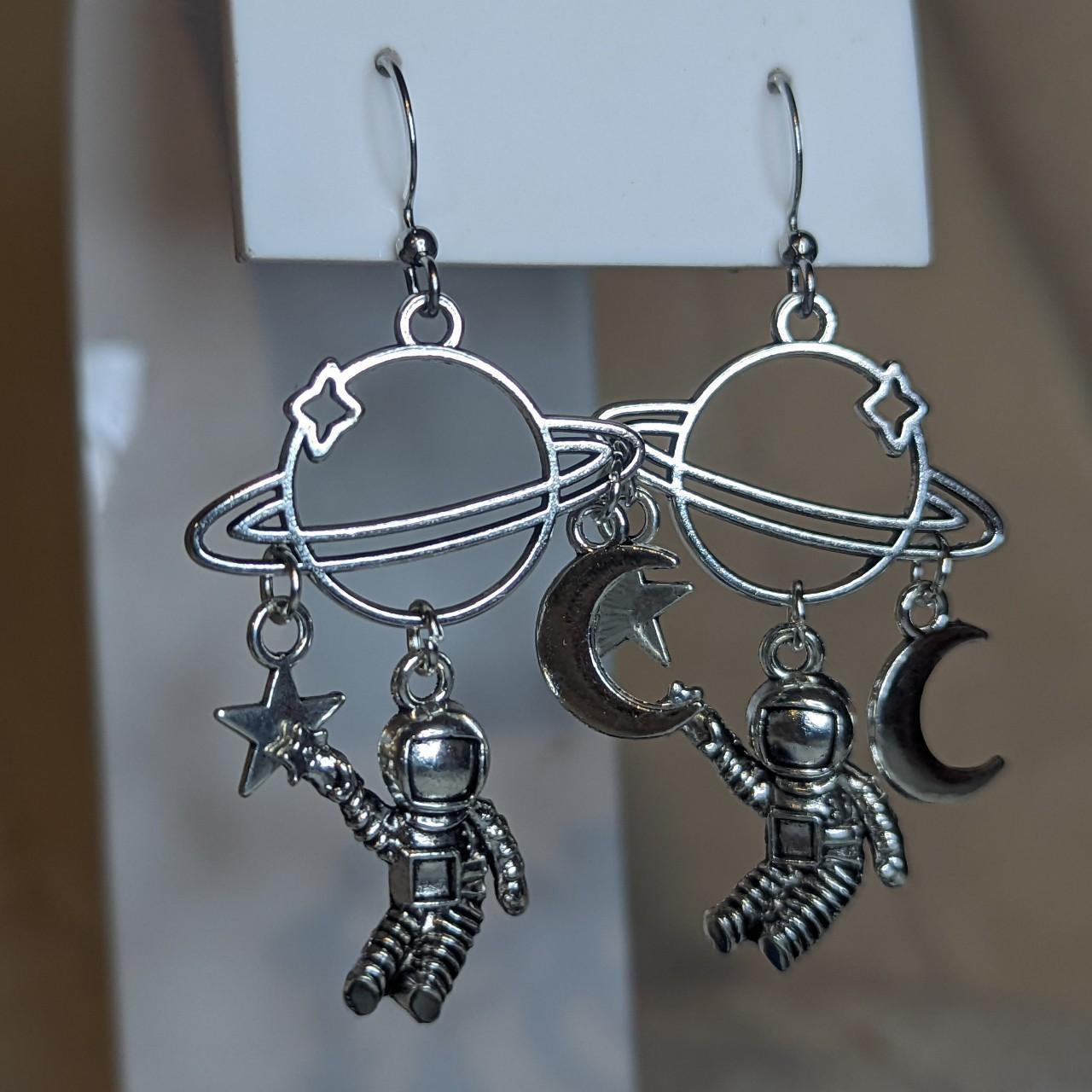 Product Image 1 - Space and astronaut themed earrings.