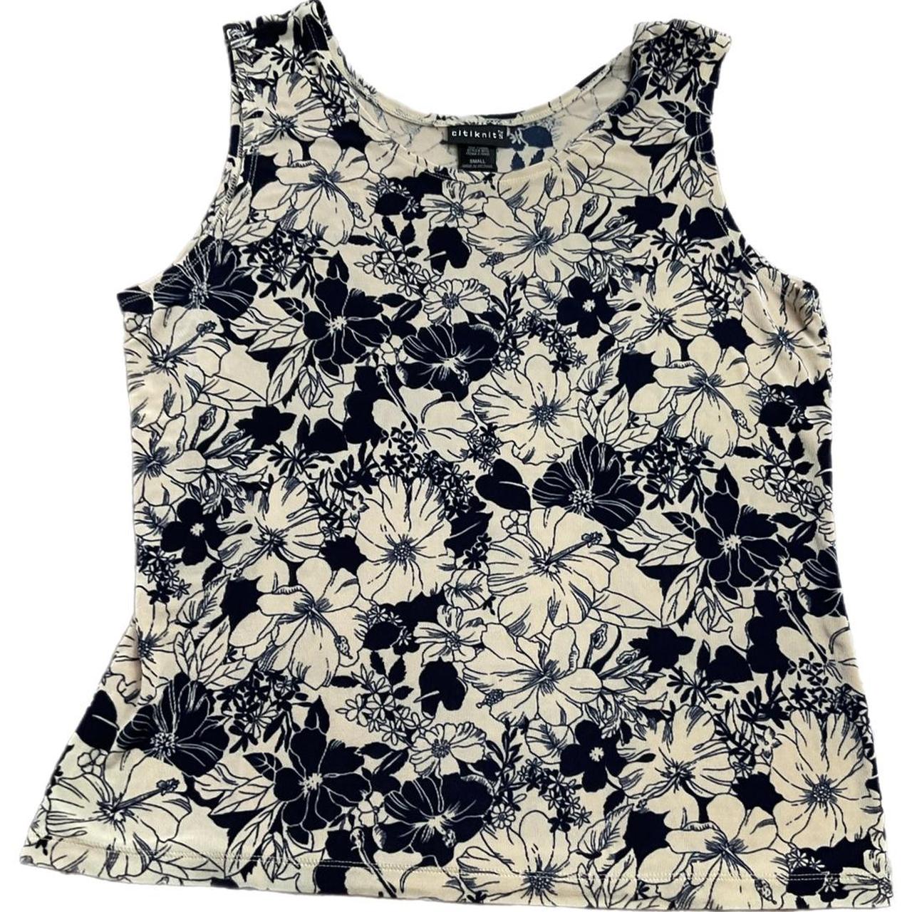 Women's Cream and Navy Vest Depop