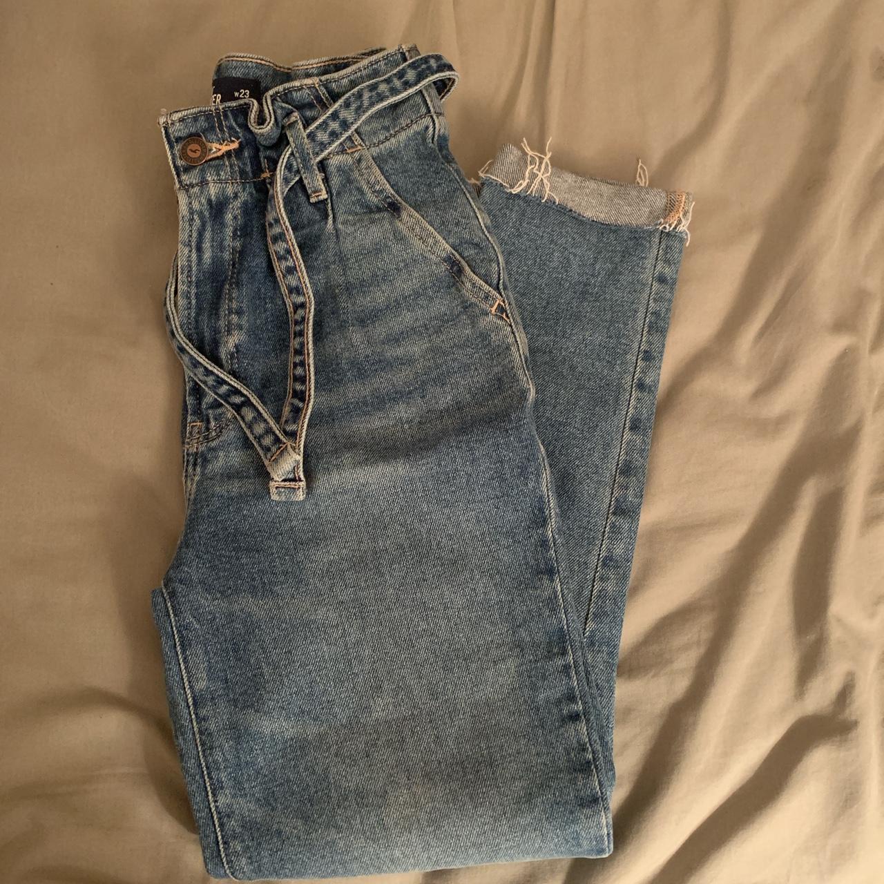 hollister ultra high rise mom jeans