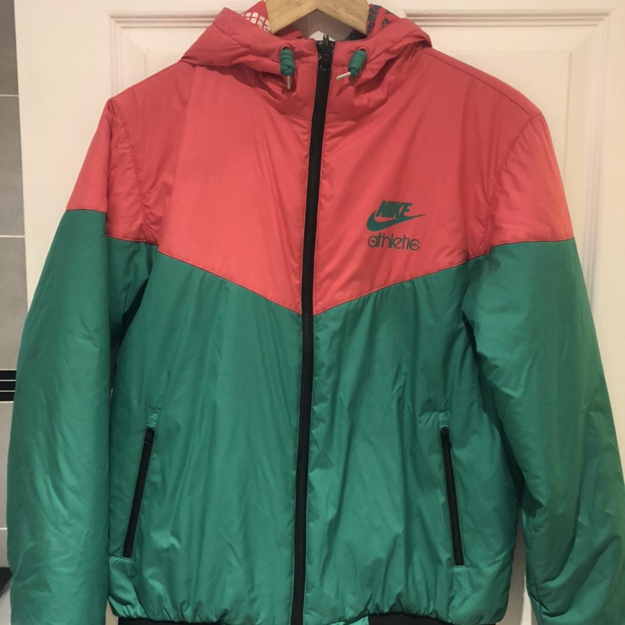 rare nike windrunner