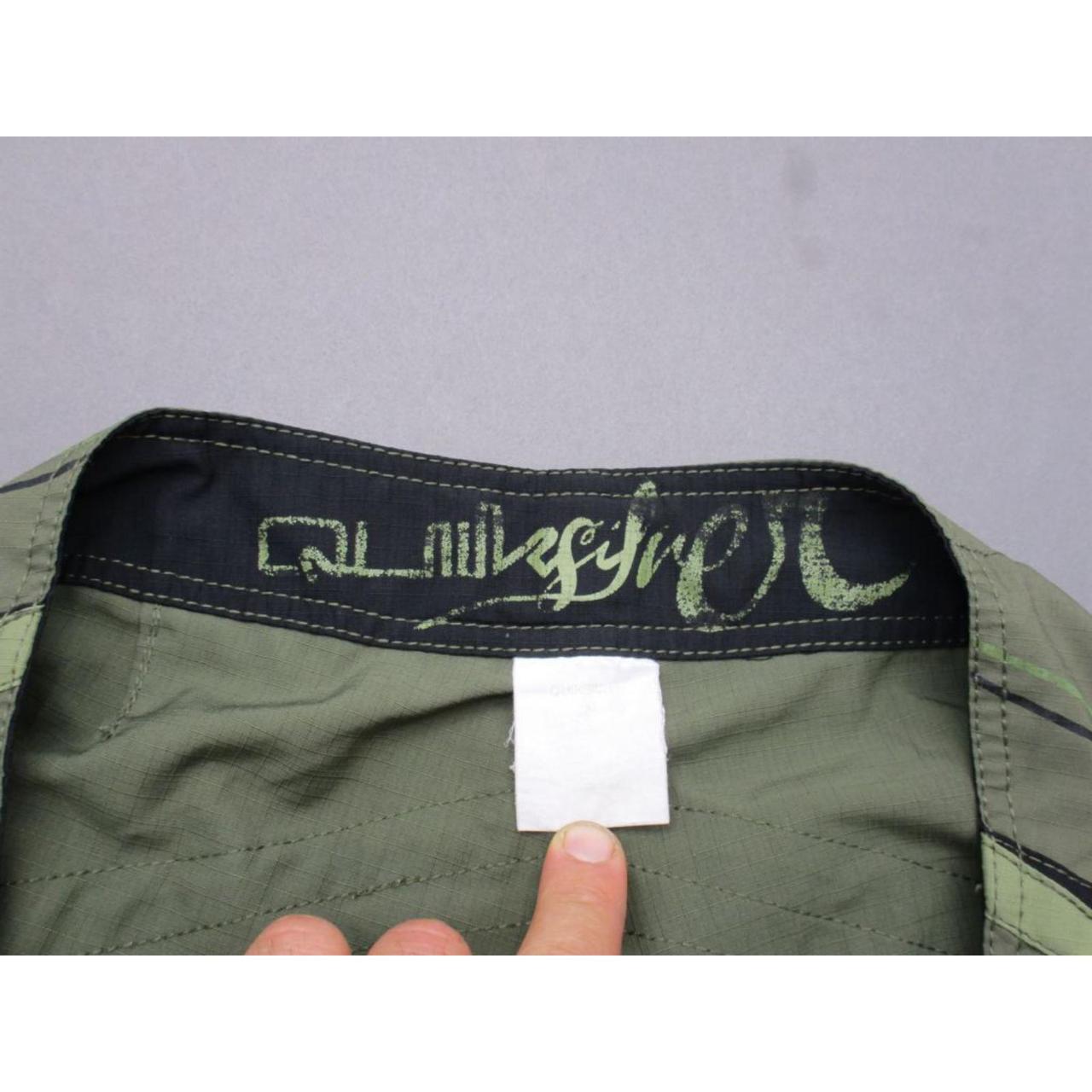Product Image 3 - Quiksilver Size 34 Mens Green