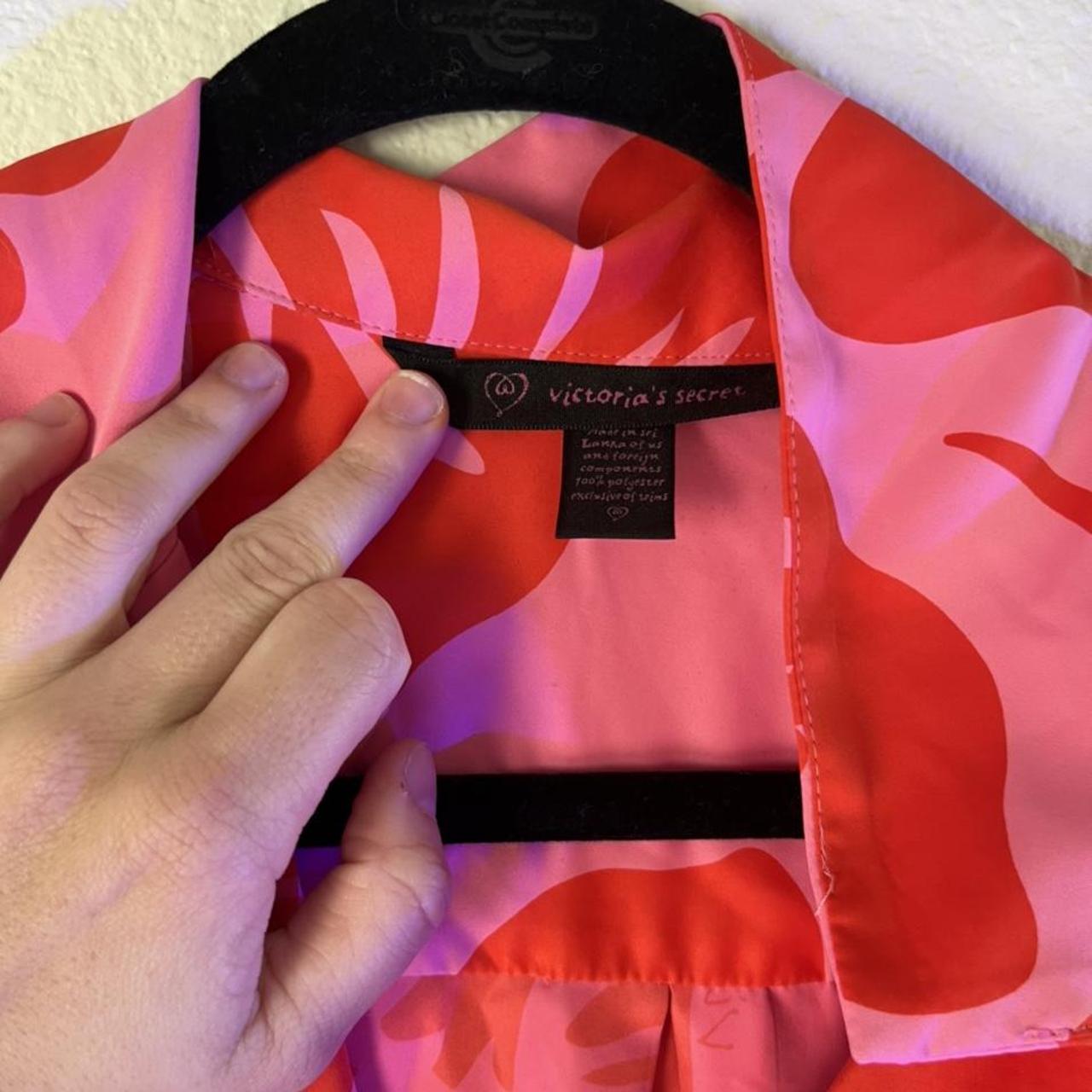 SUPER CUTE Y2K VICTORIA SECRET NIGHT SHIRT BOTTON... Depop