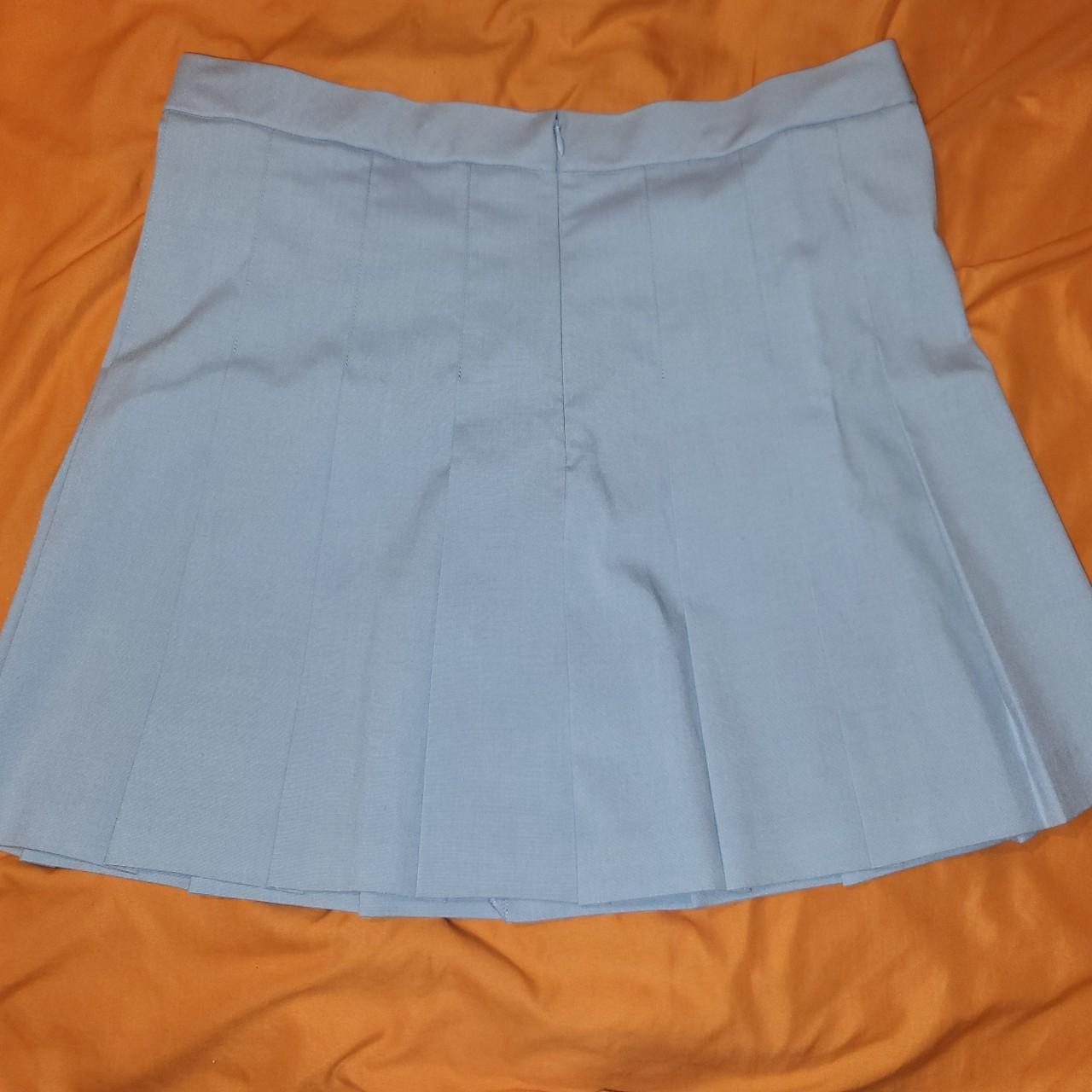 UNIQLO Women's Blue Skirt Depop
