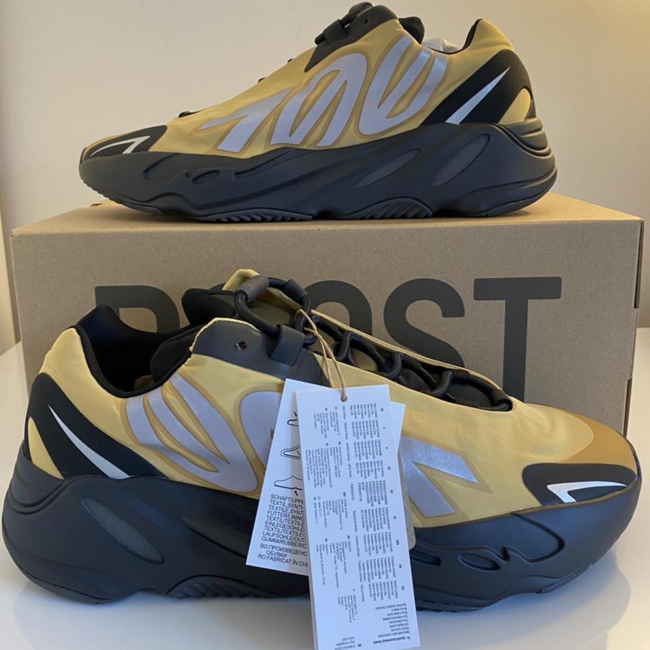 yeezy boost 700 mnvn honeyflux