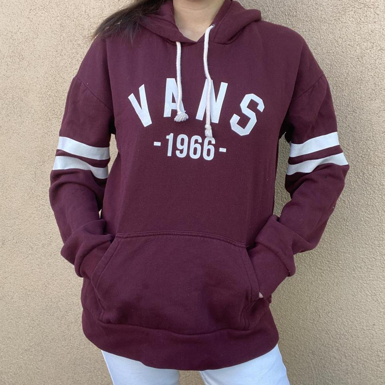 Burgundy vans hoodie womens online