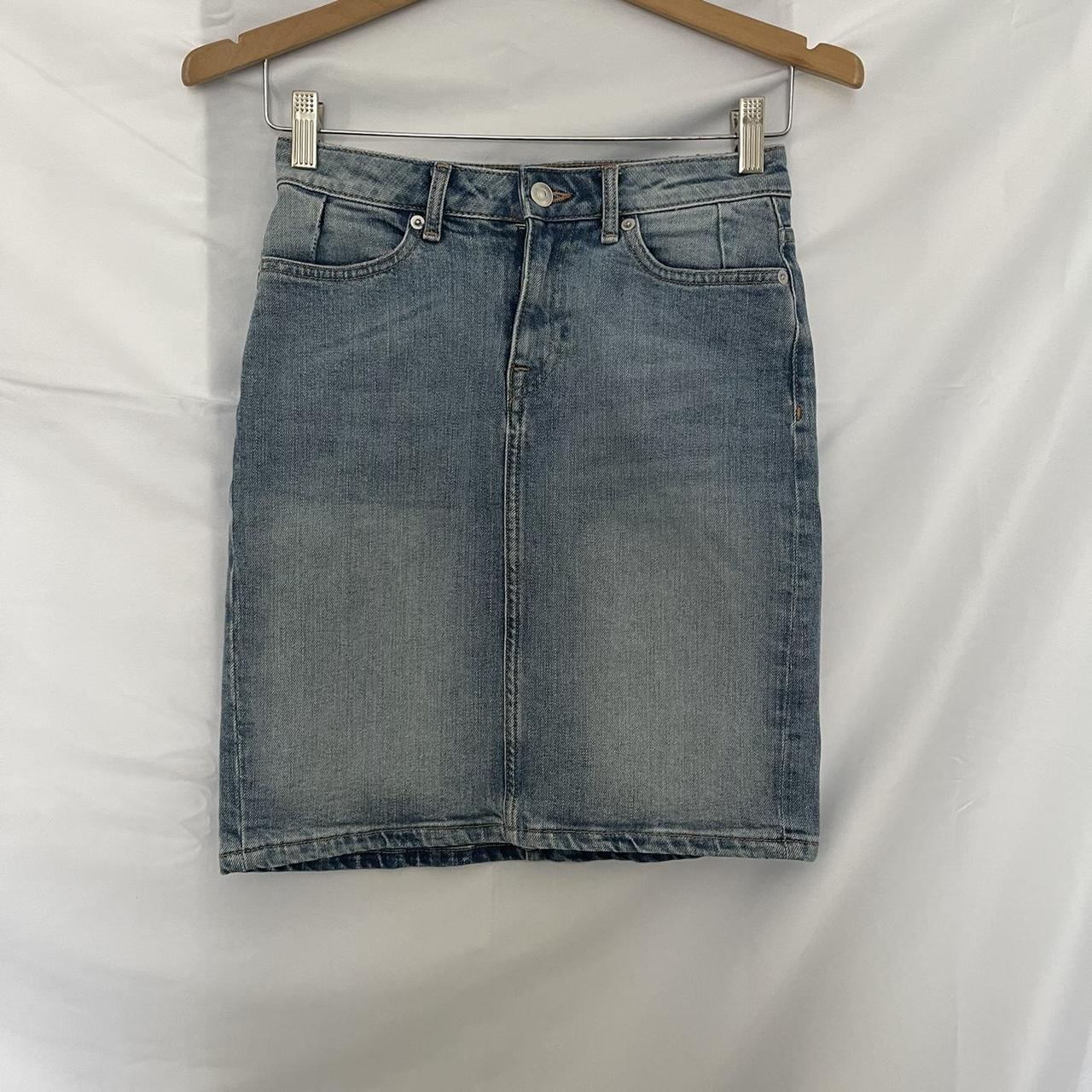 MIDI DENIM SKIRT *from h&m *size 4 *signs of wear... - Depop