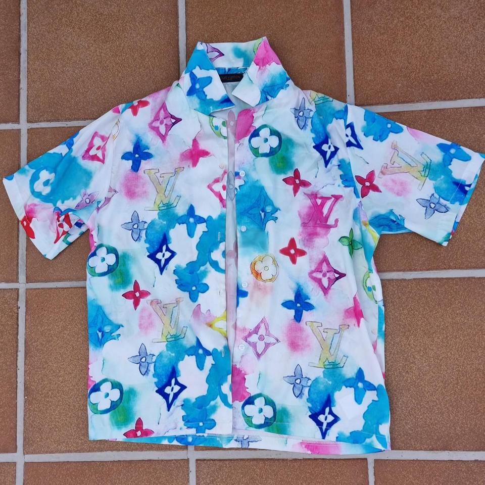 new LOUIS VUITTON Split Galaxy print short sleeve 100% silk hawaiian shirt  L at 1stDibs