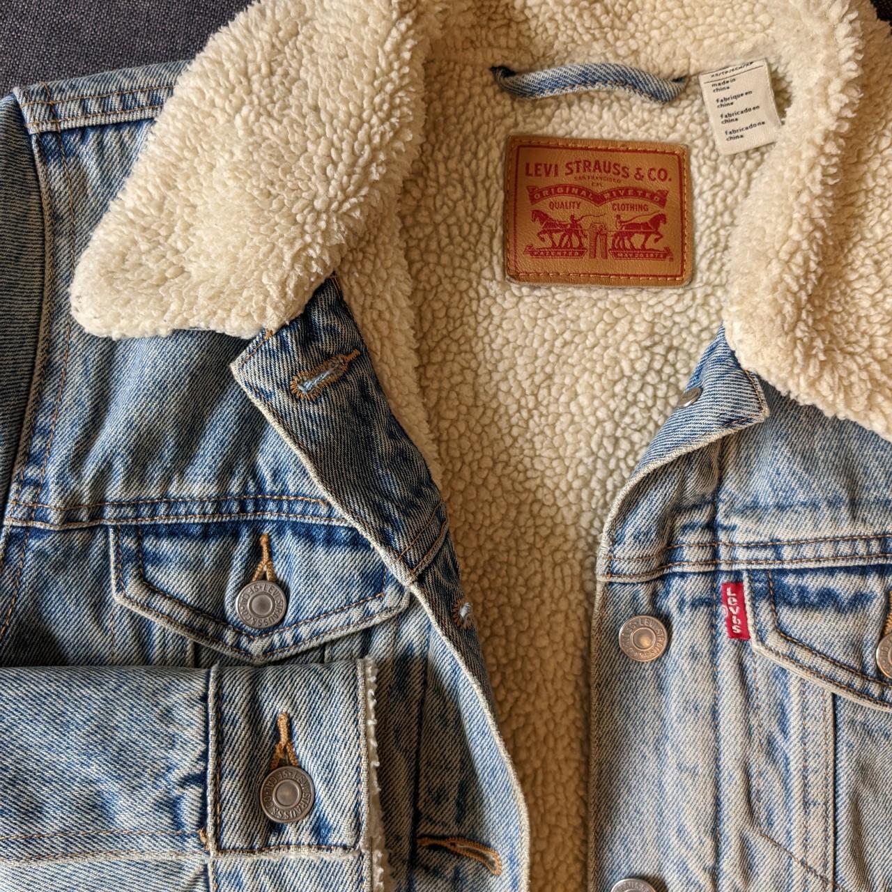 levis sherpa jacket light wash