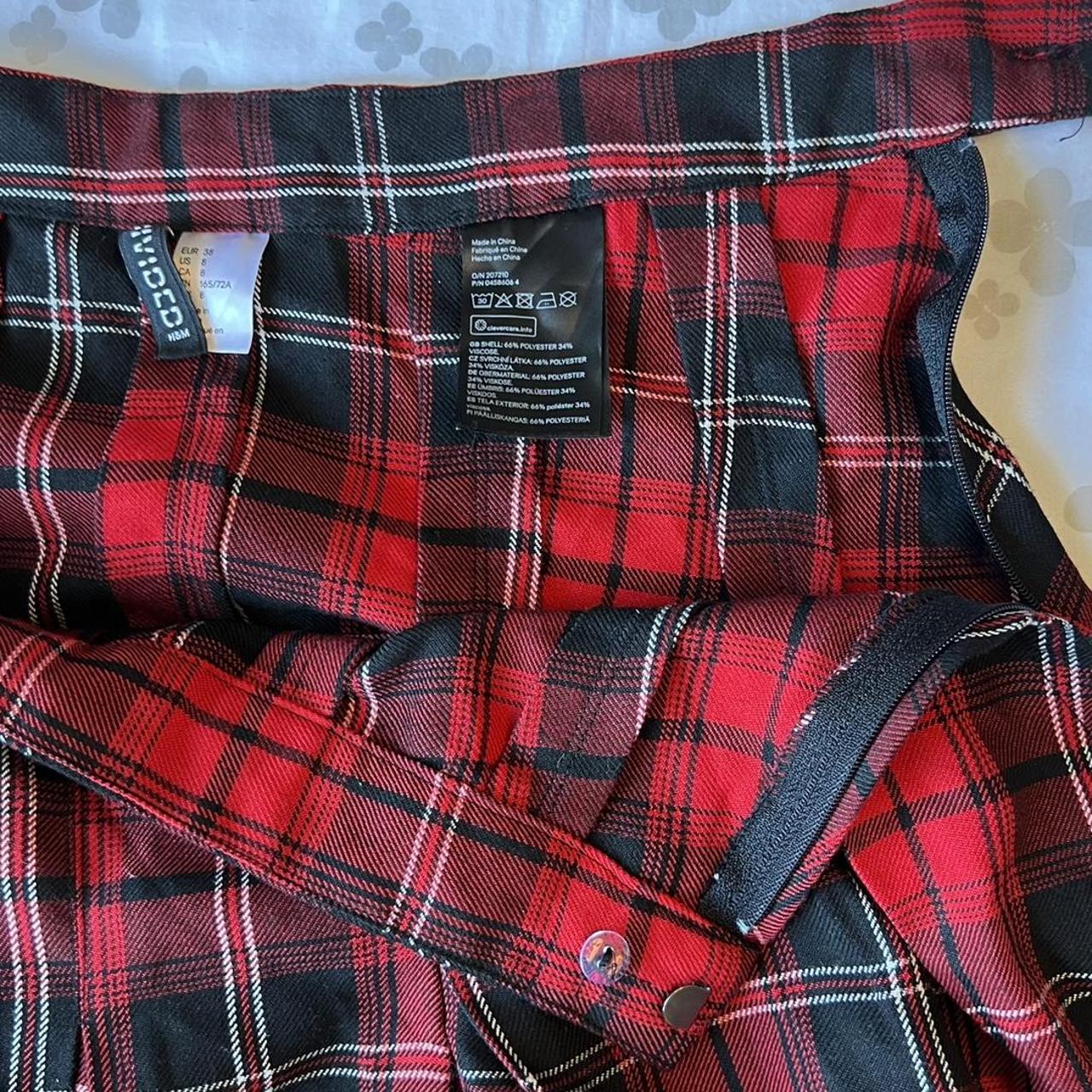 H & M Plaid Skirt - Red plaid school type skirt -... - Depop