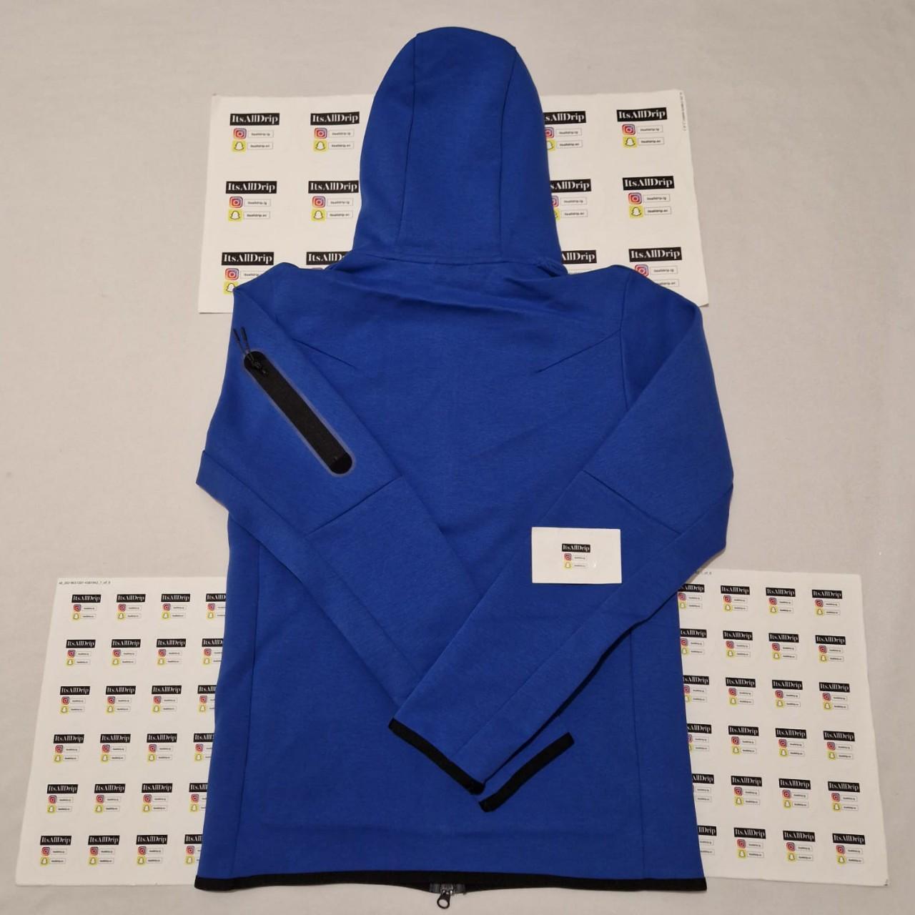 royal blue nike fleece