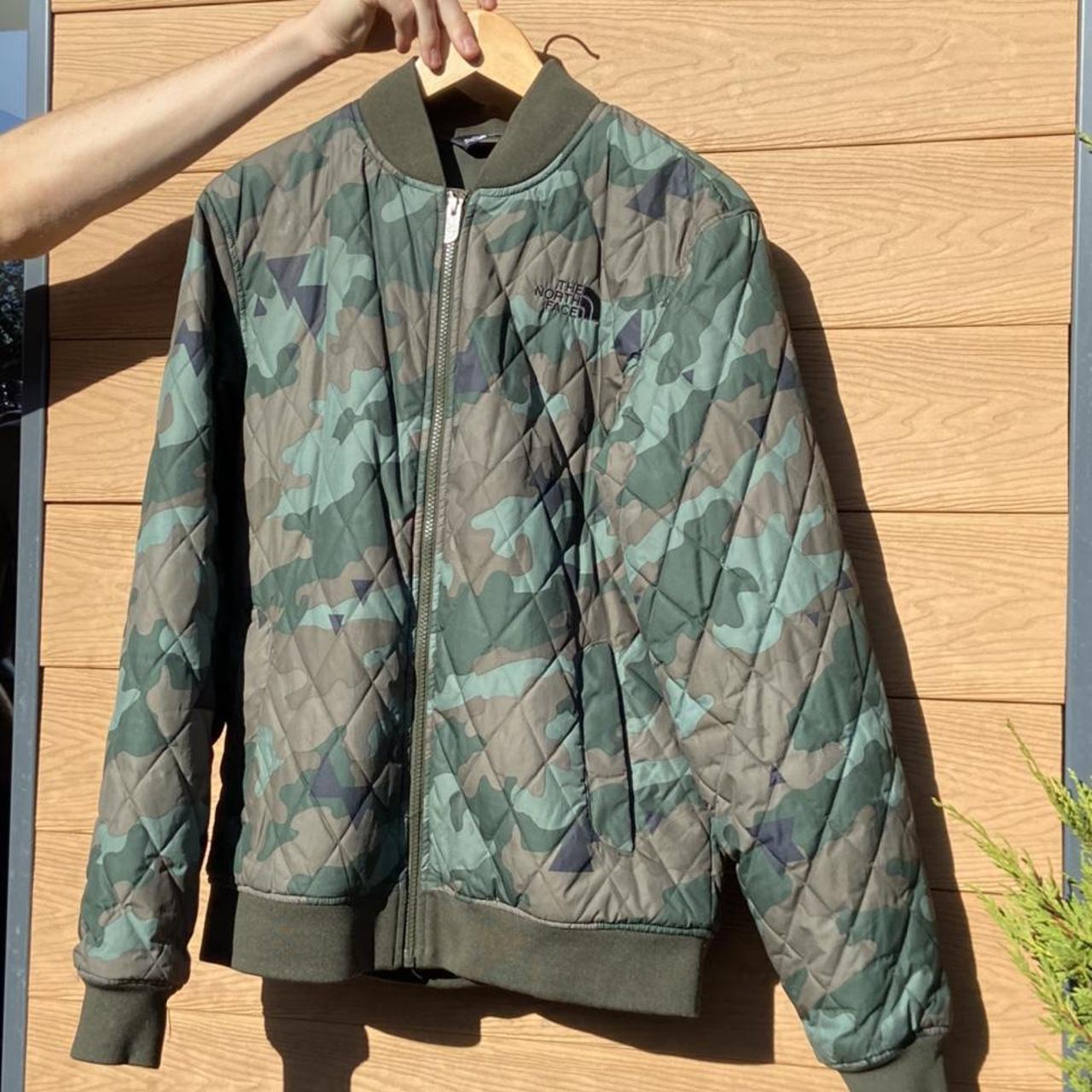 North face shop camo bomber jacket