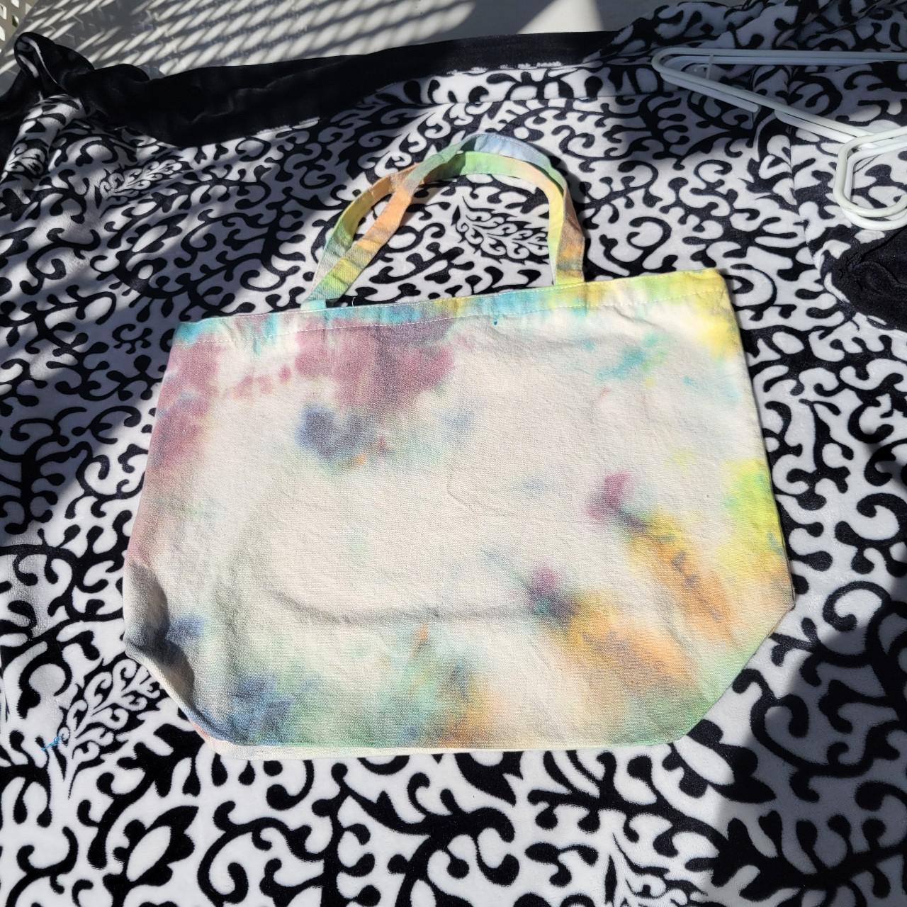 Minimalist canvas hot sale tote bag