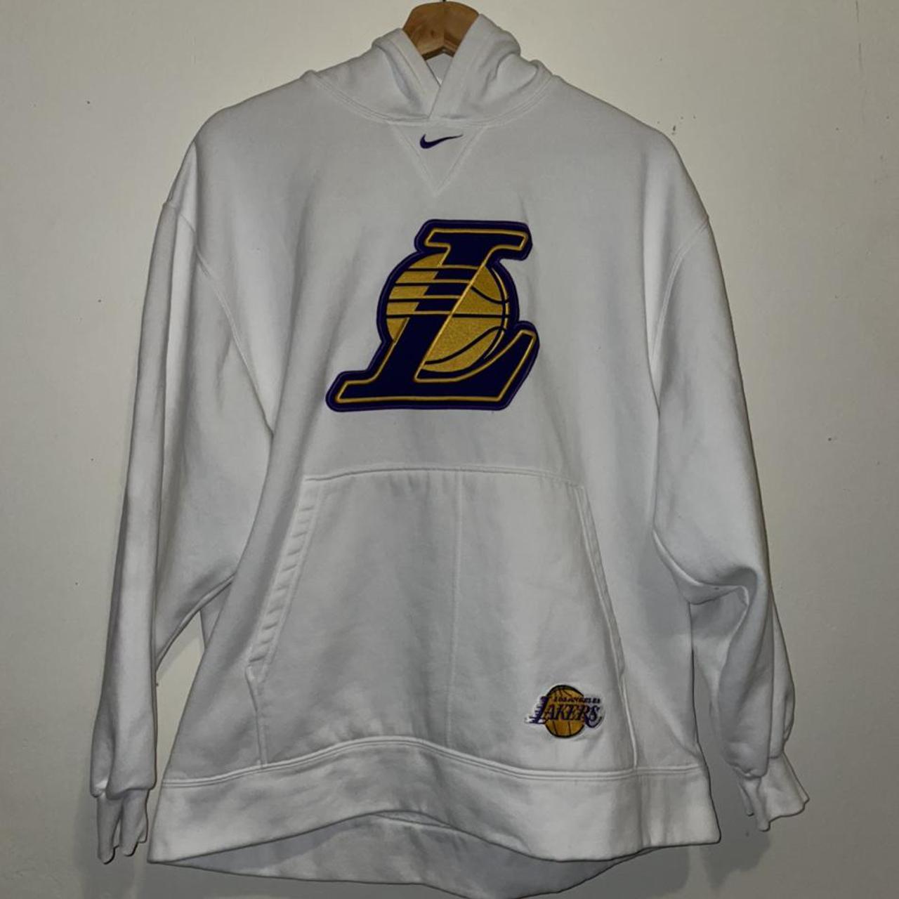 Vintage Los Angeles Lakers Nike Center Swoosh - Depop