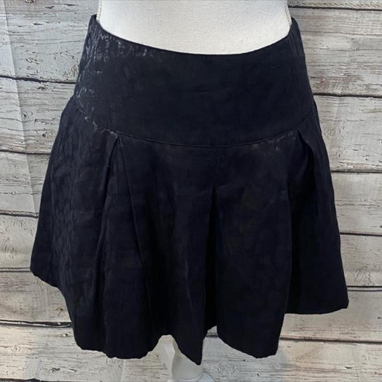 Guess Women's Black Skirt | Depop