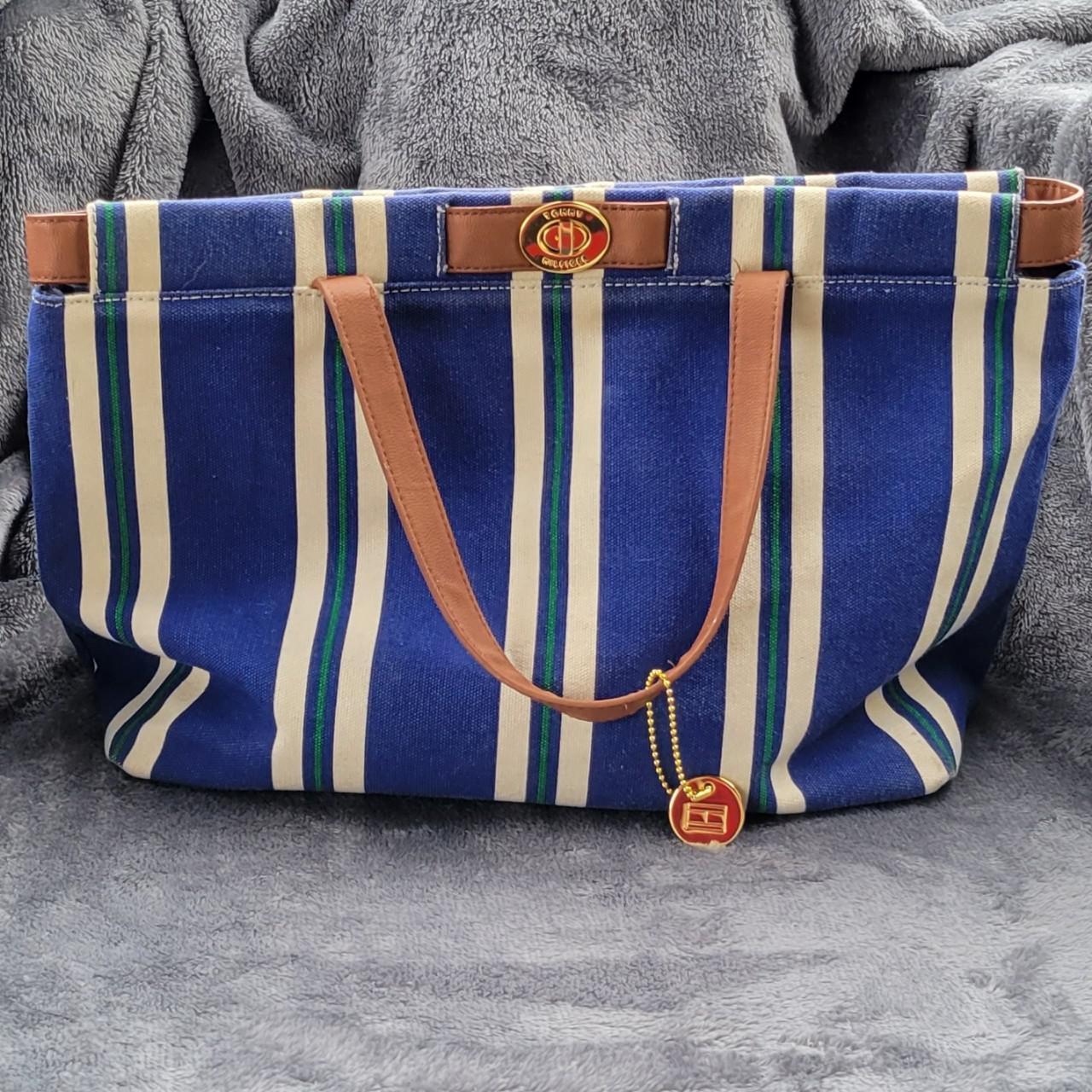 Tommy hilfiger best sale striped purse