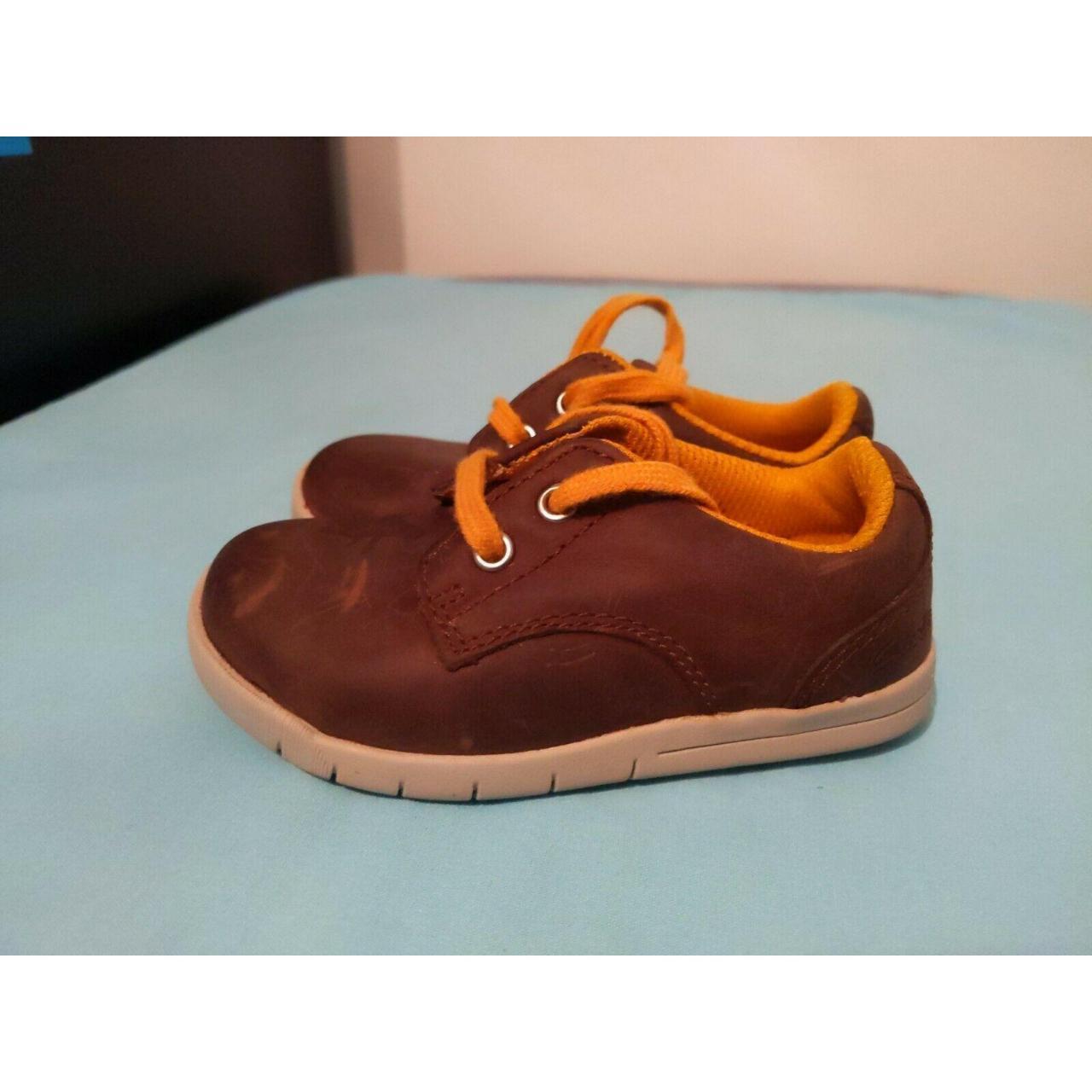 clarks 4.5 g shoes