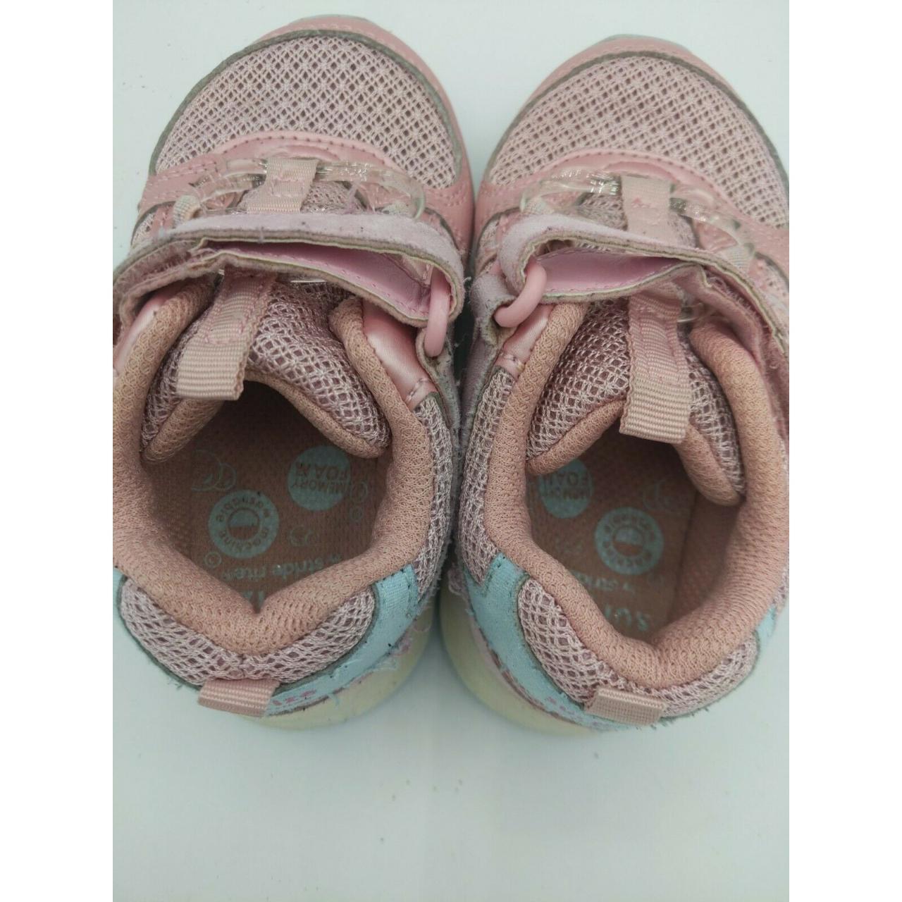 Surprise By Stride Rite Size 7M Girls Light Up Shoes. - Depop