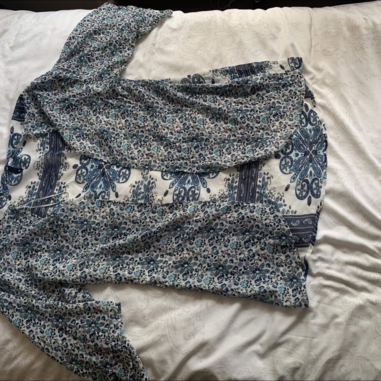 H&m blue and white kimono best sale