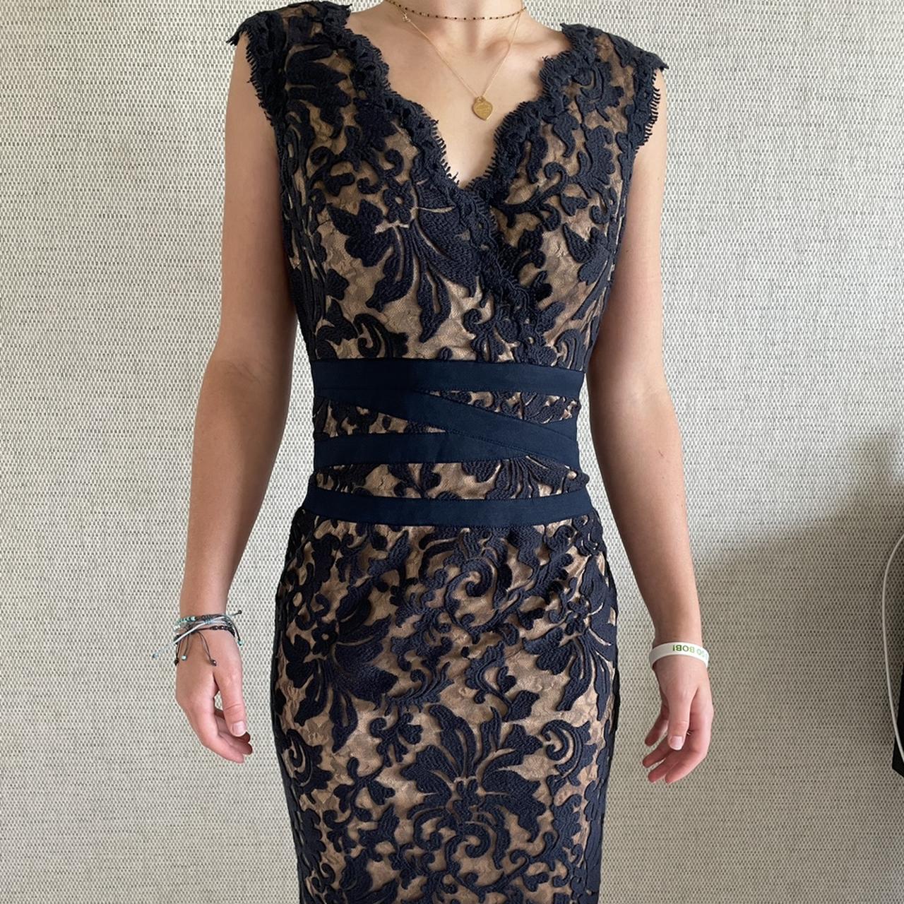 Tadashi Shoji navy lace cocktail dress Size:... - Depop