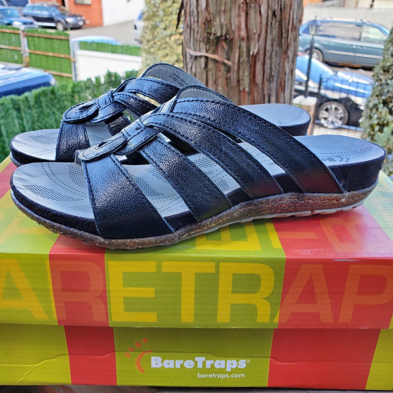 Bare traps clearance blue sandals