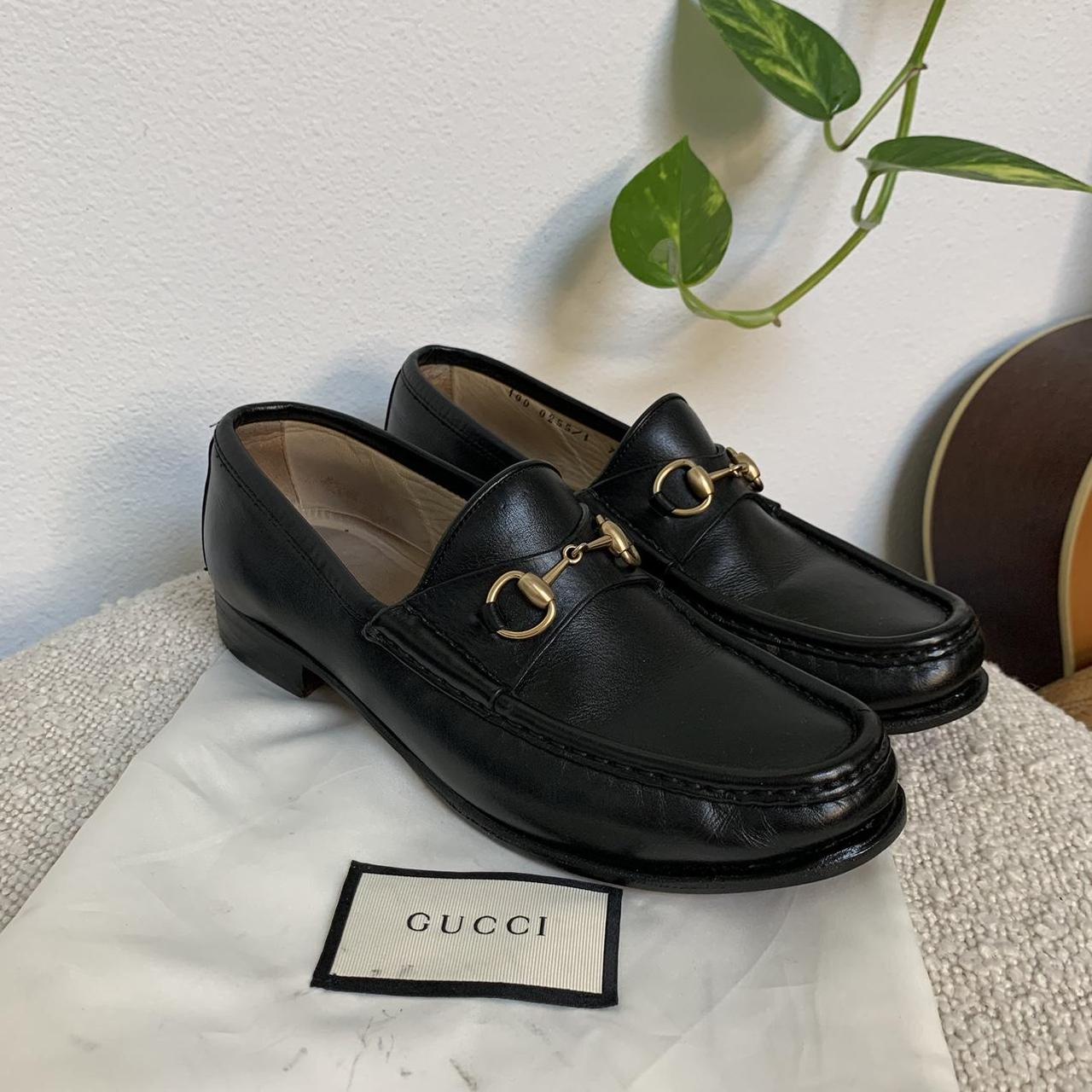 Vintage Gucci Horsebit Black/gold Loafers. In... - Depop