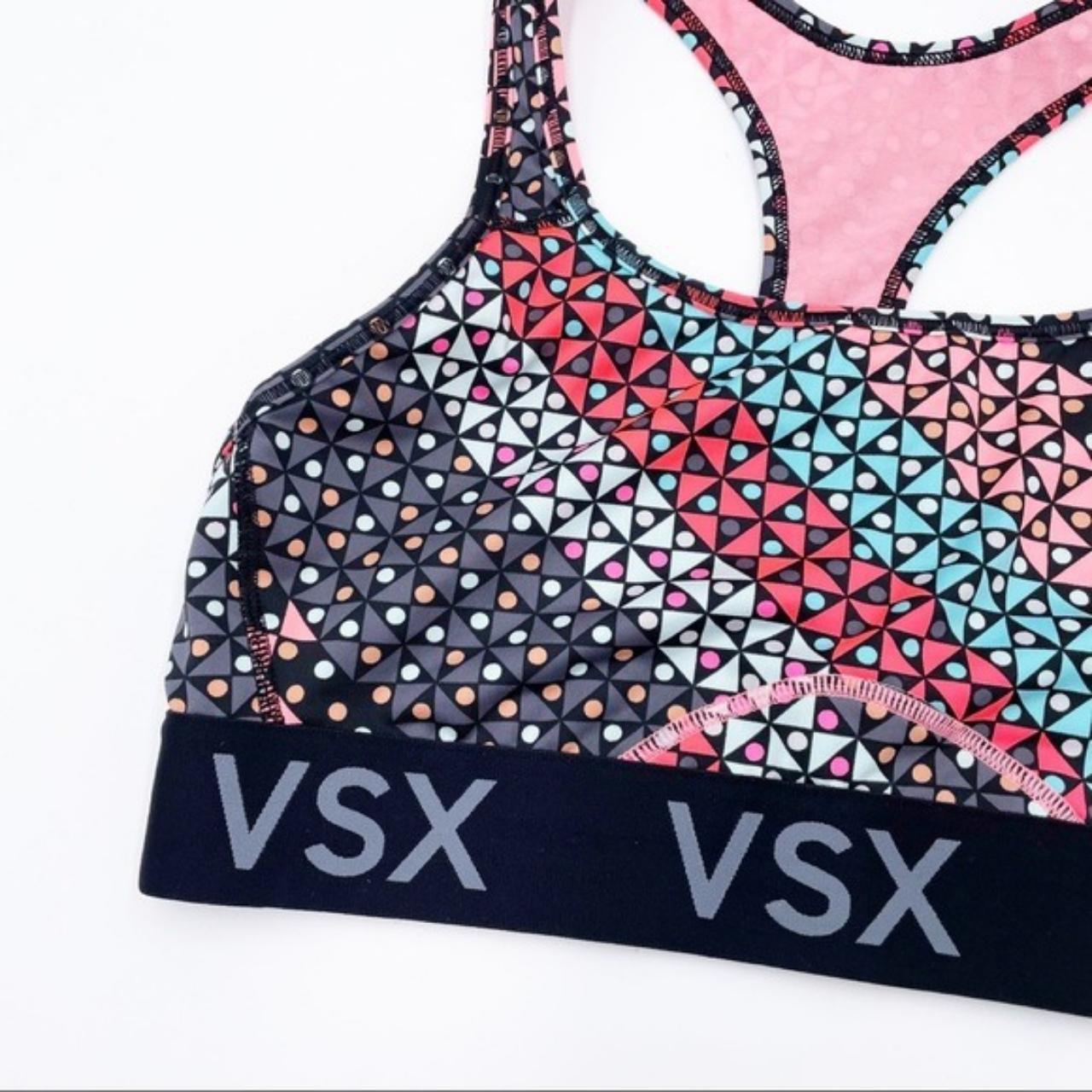 NWOT Victoria's Secret/VSX Sports bra. Rare - Depop