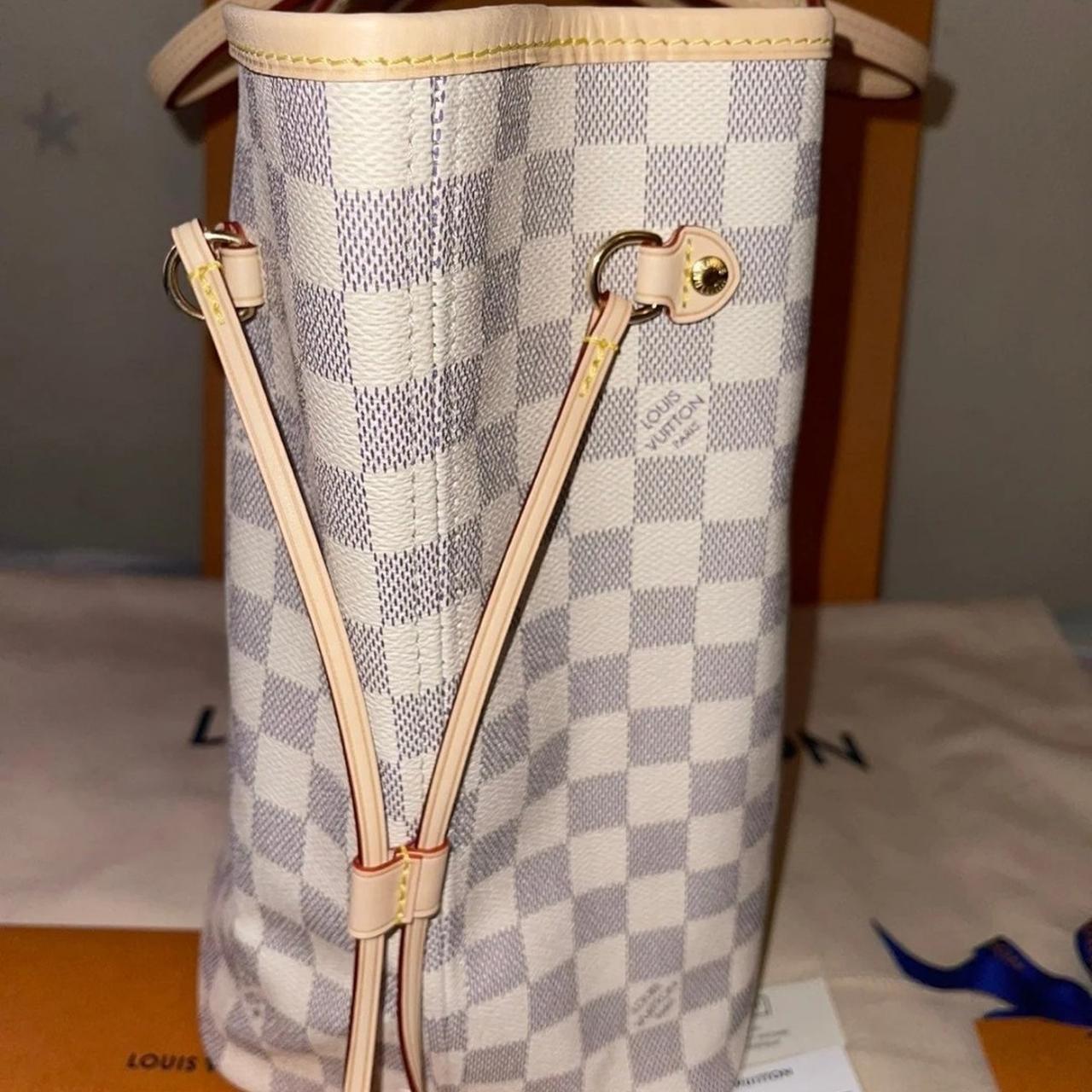 Never before used Louis Vuitton neverfull MM - Depop
