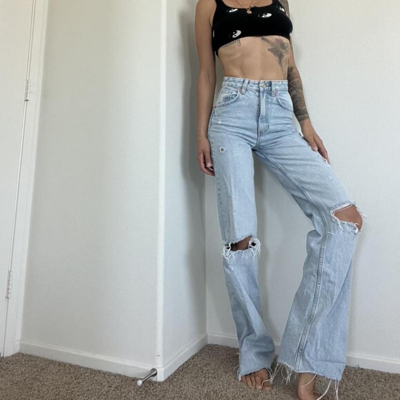 Extra grungy light wash Zara jeans!! These are so... Depop