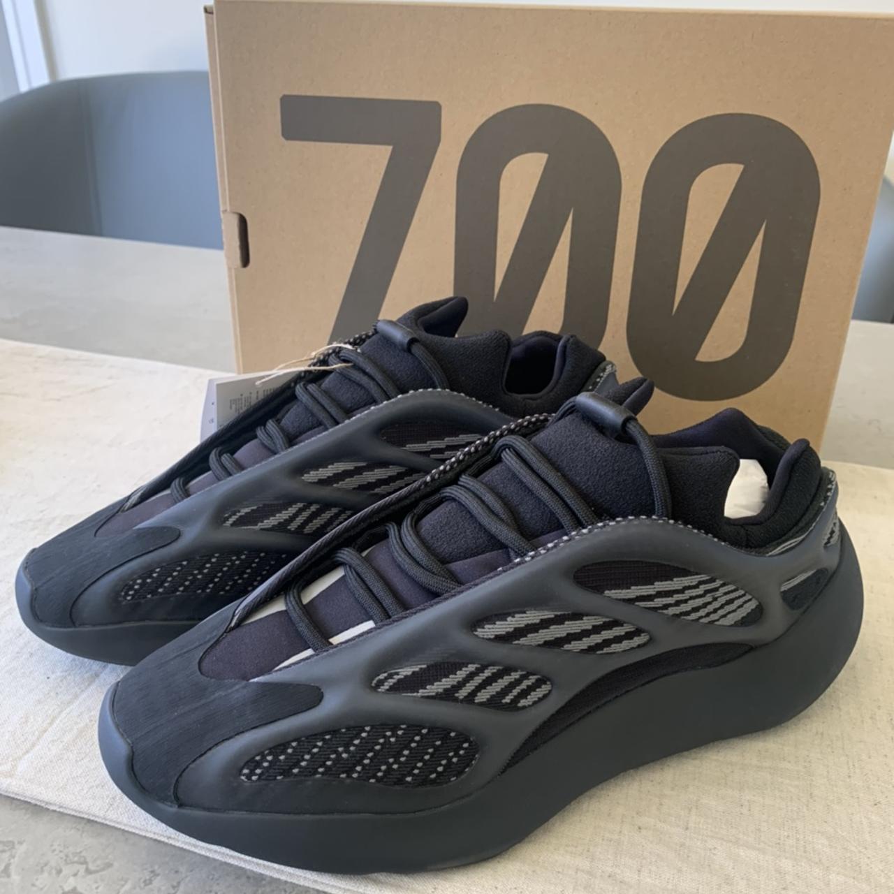 Yeezy 700 V3 Dark Glow, Size Men’s UK Brand