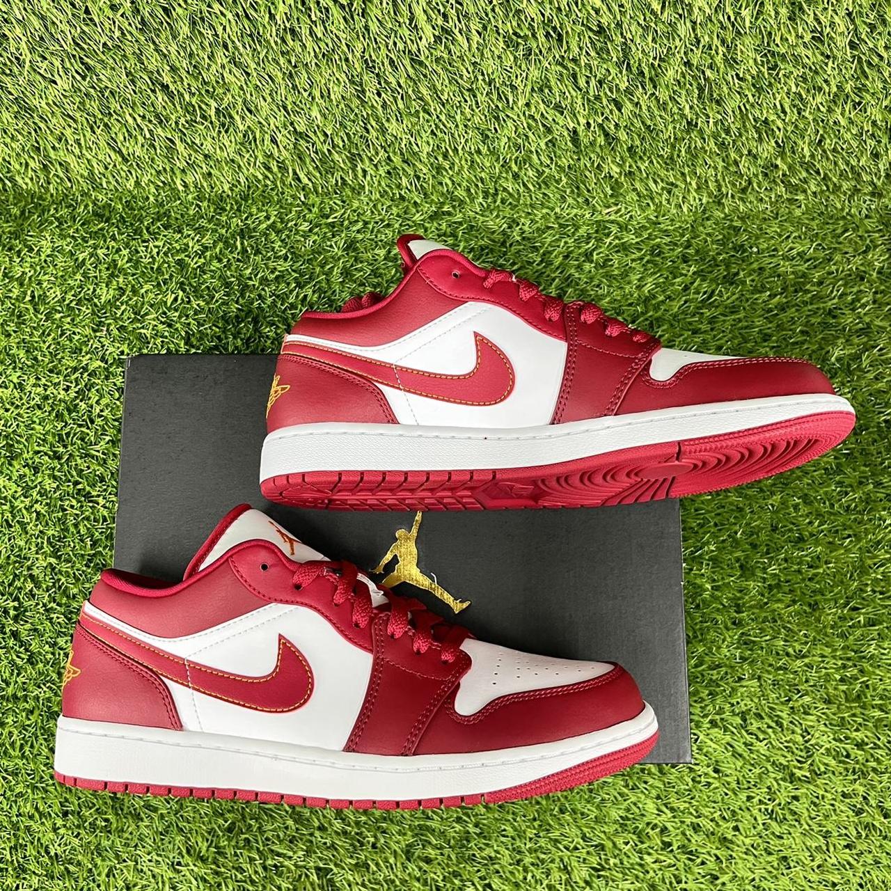 nike shoes red white