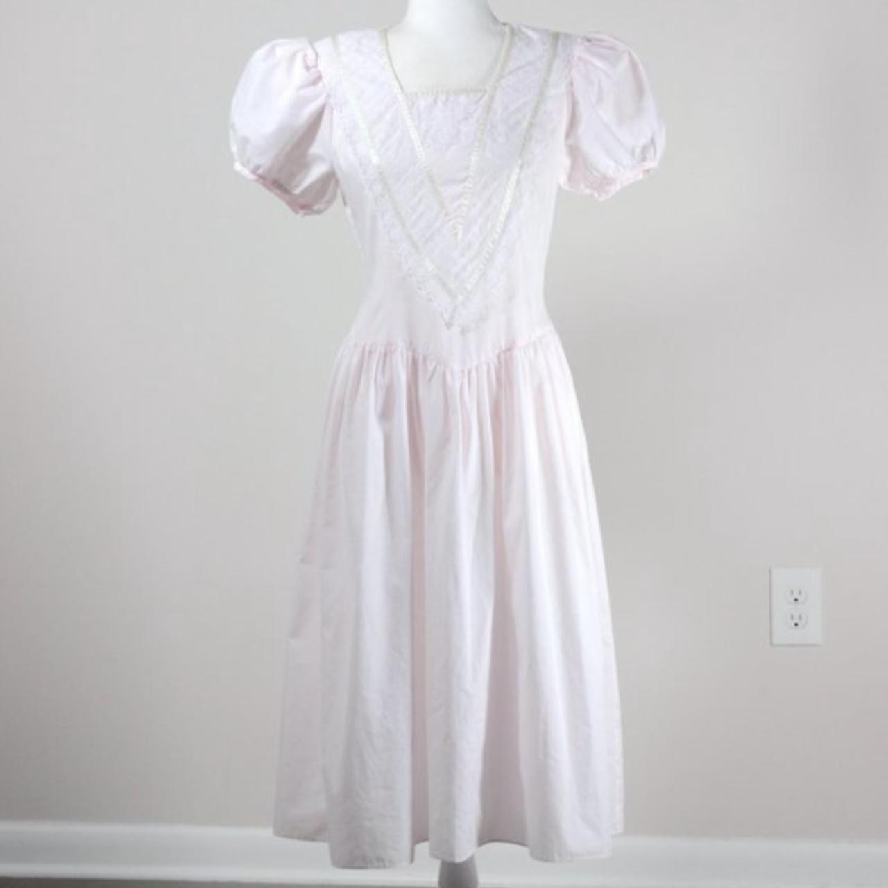 GUNNE SAX by Jessica McClintock Pastel Pink Puffy... - Depop