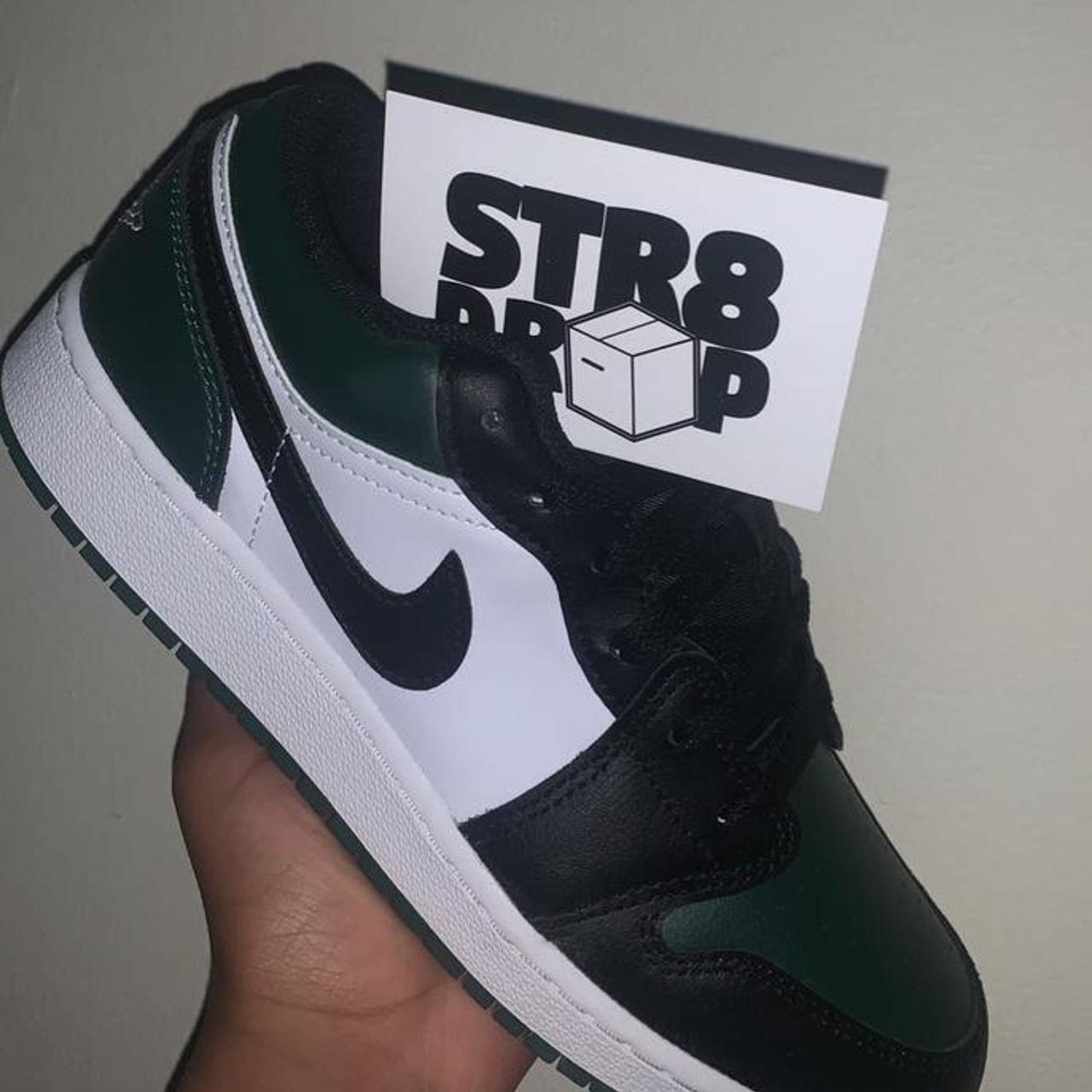 Jordan 1 Low Green Toe UK4.5 Unisex - Depop