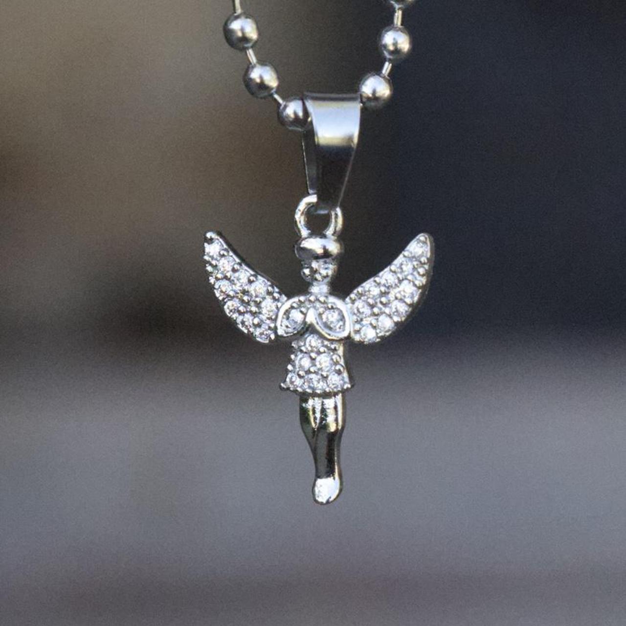 Crystal Angel Chain! 🌻 Chain and charm are 100%... - Depop