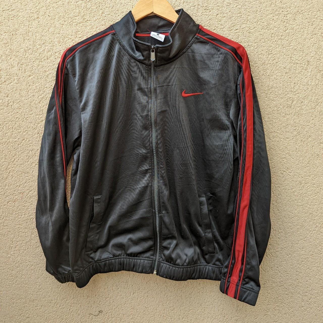 mens red nike top