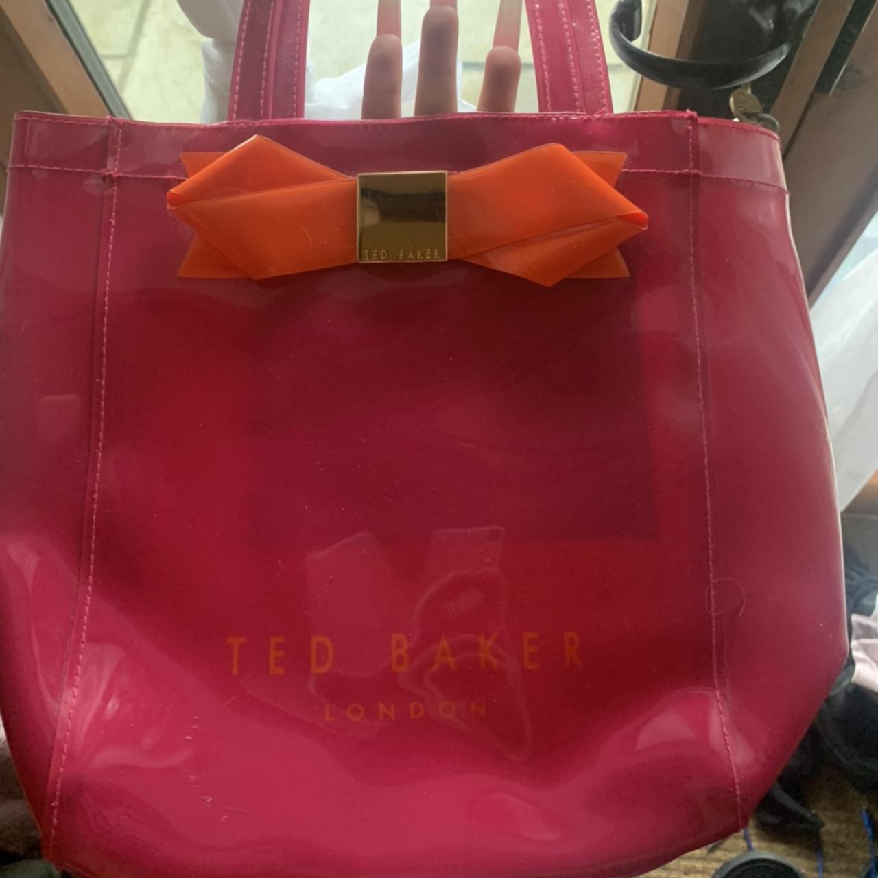 Fake ted 2025 baker bag