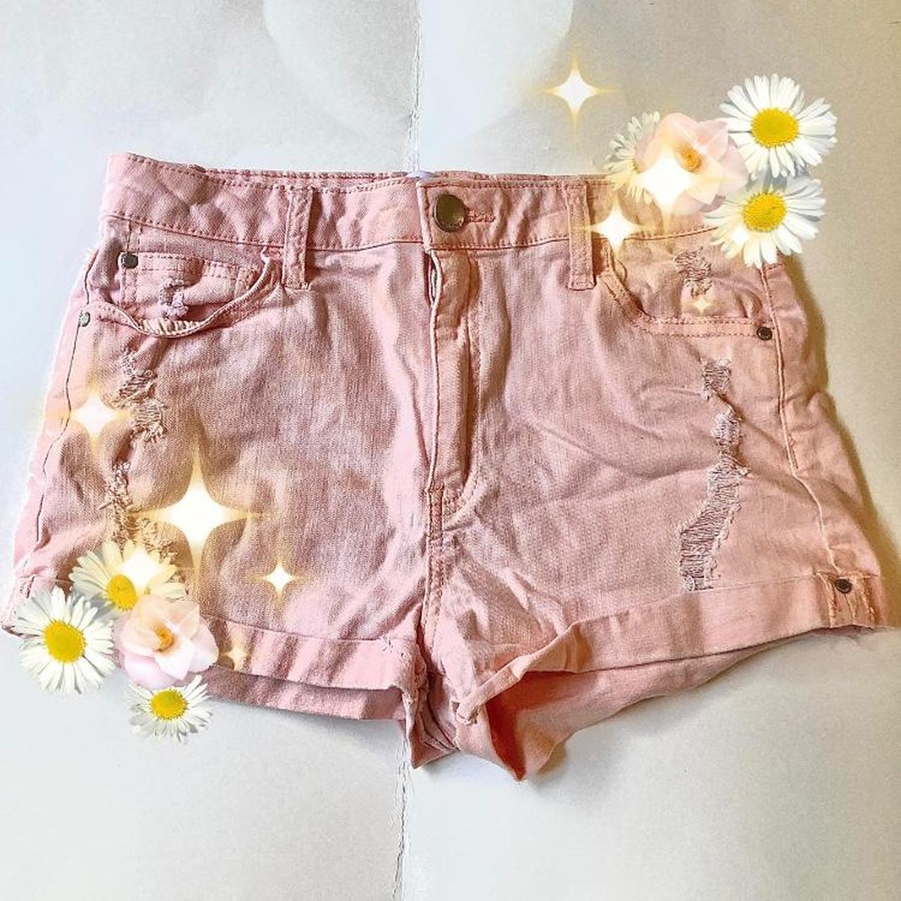 Tinseltown Women's Pink Shorts | Depop